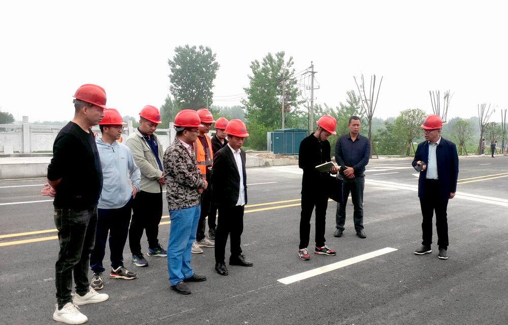 集團組織開展內(nèi)部質(zhì)量觀摩會